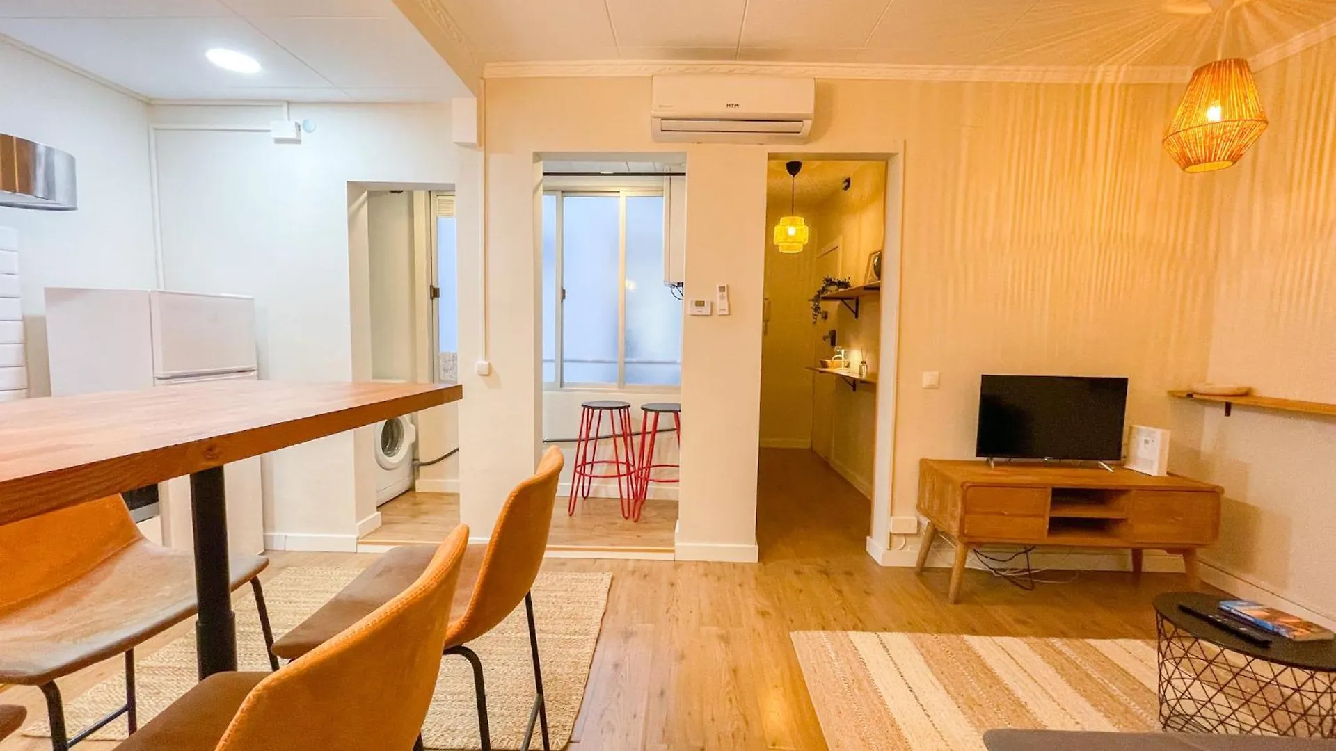 Boutique Casanova Apartman Barcelona Spanyolország
