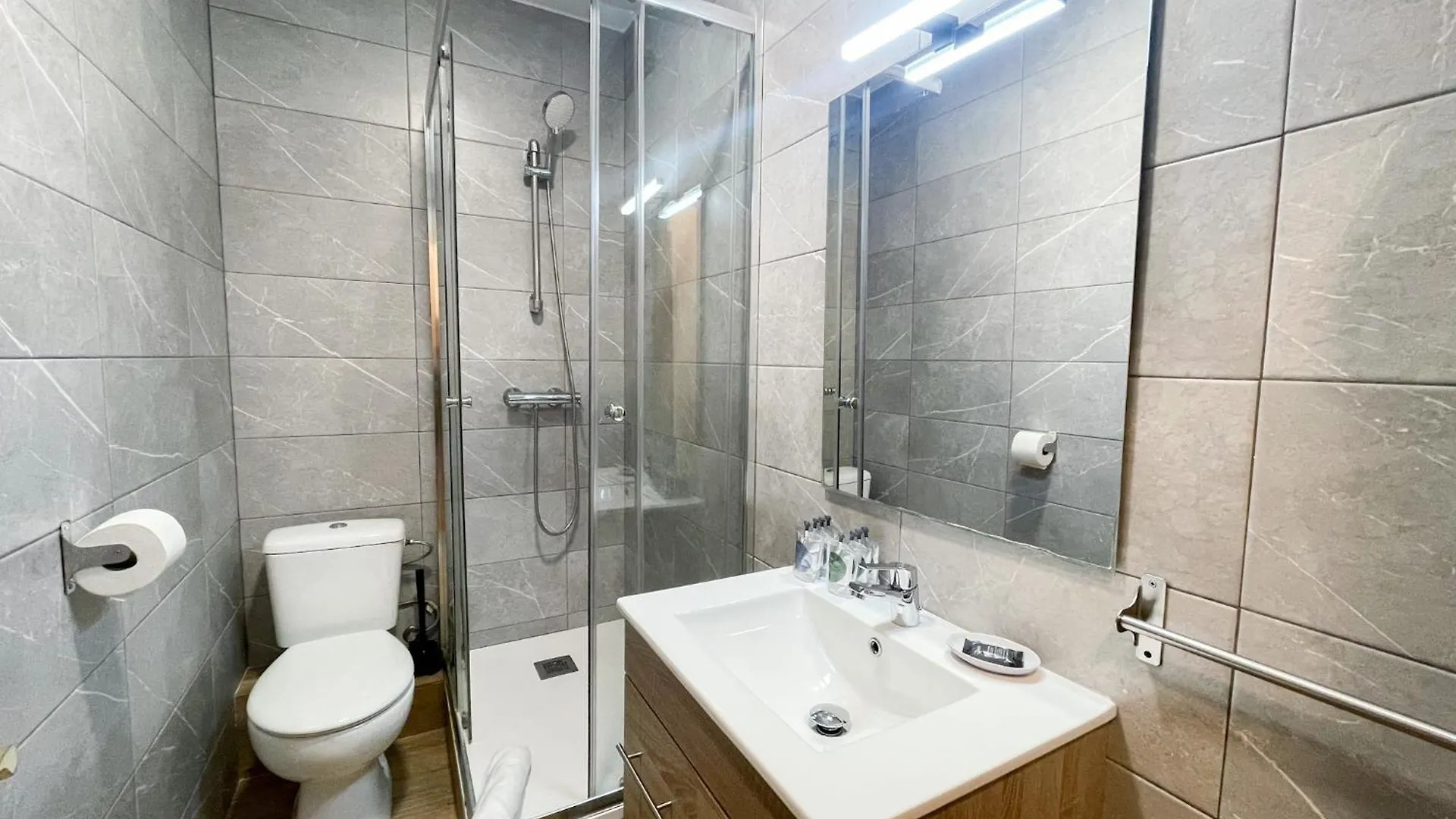 Boutique Casanova Apartment Barcelona 0*,